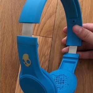 Skullcandy cassette headphone